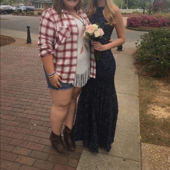 Sparkly Prom / formal dress - Picture 2 of 2